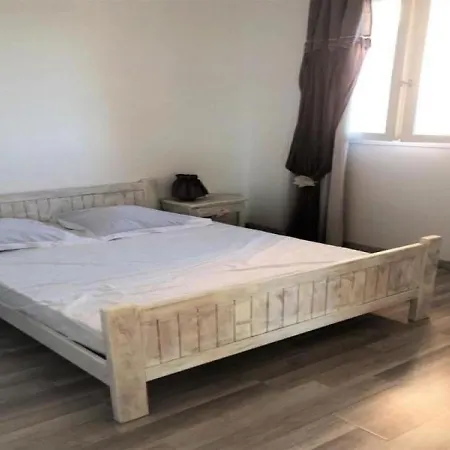 2 Pieces Proche Commodites 11 Appartement